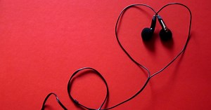 "Tanga in mezzo alle chiappe", che canzone è?