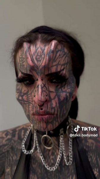 Bodymods by @Oscar Márquez Bodymod Oficial New subdermal implants #bodymodification #subdermalimplant #implantesubdermico #fyp #bodymods #eyeballtattoo #facetattoos #bodymodificationextrem #jobstopper #bodymodified #tonguesplit tattoos facetattoos bodymodification