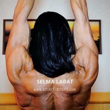 A Posing and Flexing Session by Selma Labat