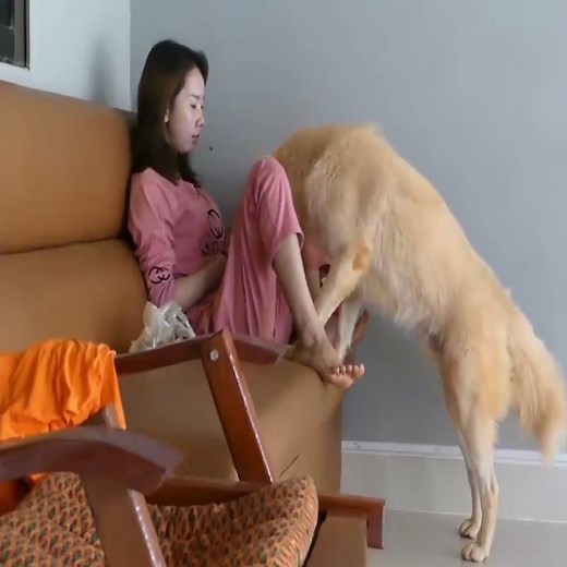 Beautiful Single Mom Feeding And Make Love With Her Dog