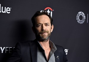 Luke Perry hospitalisé : quel avenir pour son personnage dans « Riverdale » ? - Elle