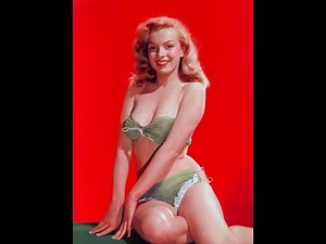 Marilyn Monroe Pin-Ups Collection