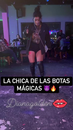 Compromiso que llegó sacando chispas 🧨 🔥🔥🔥#bailes #bailes #sexy #BailesSonideros #paratii #cumbias2023 #cumbiasparabailar #bailesorpresa #fypシ゚viralシ2023 #CumbiaSelvatica VIDA SAN ANTONIO TX | Diana Golden