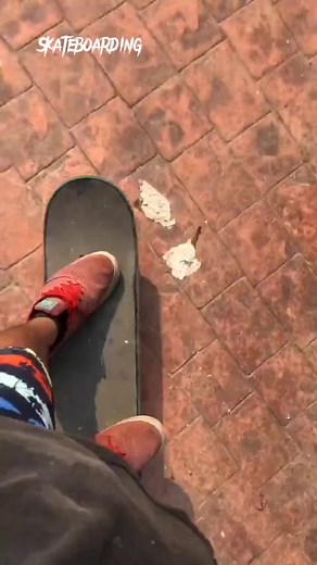 #skateboard #skate #skateboardingisfun #skateboarder #asmr #asmrsounds | Skateboarding
