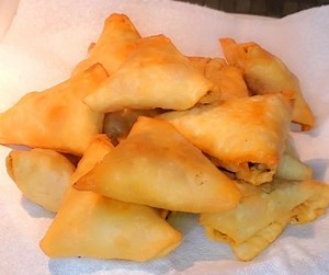 72 reactions · 27 shares | Homemade samosas recipe | Rejoice cook | Facebook