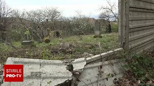 Mai multe monumente funerare au fost distruse în noaptea de Paști, în Cimitirul Evreiesc din Reghin - Știrile ProTV