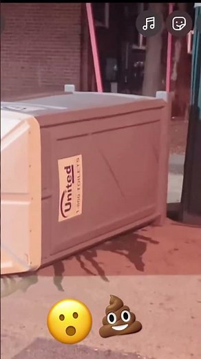 Man gets pushed over in porta potty 🤣💩