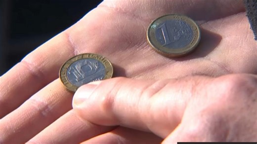 Qui sont ces Français qui comptent toujours en francs ?