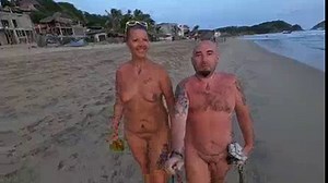 Momentos nudistas #4 – Viviendo nuestro estilo de vida nudista