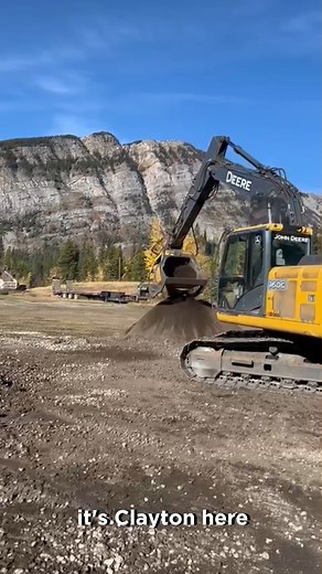 1.5K views · 18 reactions | The client is using a MB-S14 #screeningbucket with 20x20 mm panel kit to suit a tracked #excavator #JohnDeere 160G for separating #drainrock from #topsoil and using it to fill #pipeline #trenches directly! #mbcrusher | MB crusher - MB SpA | Facebook