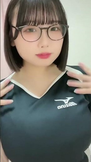 童顔巨乳メガネとかみんな好きだろ #shorts #童顔 #巨乳