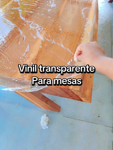 Vinil protector de muebles 📌150cm x 100cm a 80bs. 📌 150cm x 200cm a 160bs 📌 150cm x 300cm a 240bs 📌150cm x 10metros a 700bs. 📌Impermeable 📌Viene con su propio adhesivo #santacruzdelasierra🇳🇬 #viniltransparente