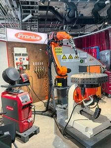 [Hot Item] High Speed Fronius TPS 400I Welding Machine for Kuka Robot Automated MIG TIG Arc Welding