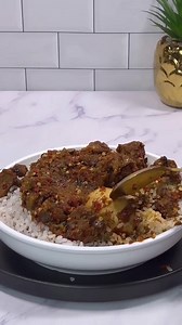 Fab Recipe of the Week😊 Our week delicacy is Ofada Rice Recipe😍🔥 Have you already enjoyed this delicious dish ?😁 Enjoy yourself 😊 Credit : @hot_nspicykitchen #ofadaricerecipe #ofadarice #nigerianfood #africanfood #nigeria #africa #fabafriqmagazine | FabAfriq Magazine