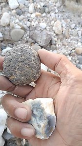 I found Chalcedony stone in a local gold mine. #Chalcedony #玉髓 #Calcedônia #옥수 #العقيقالأبيض | Jonnaidi Jhon Diamond | Facebook