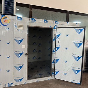 [Hot Item] Cold Room for Refrigerating Fruits Vegetables Storage Machine Solar Walk in Chiller