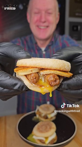 Mario Bro's Scoopa Koopa Shell-scape Mastery!🥚 #egg #koopa #sandwich #mariobros #supermario #supermariobros #mario #luigi #yoshi #nintendo #fyp