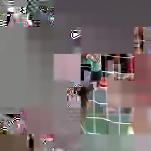 2M views · 31K reactions | Ronaldo phiên bản Shopee của Indonesia bứt tốc xé gió không khác gì Cristiano Ronaldo khiến đối thủ chỉ biết phạm lỗi. Xem không kỹ tưởng nhầm Cristiano Ronaldo đá ở Đông Nam Á #NextSports #ronaldo | Next Sports | Facebook