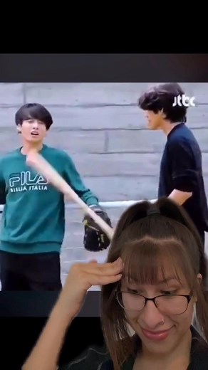 GRRRR WOOF WOOF BARK WOOF GRRR #fyp #foryou #kpop #bts #btsarmy #kimtaehyung #taehyung #twilight #jasper #inthesoop