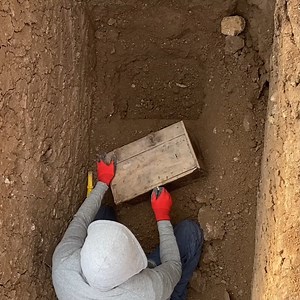 1.4M views · 17K reactions | We found treasure and snakes attacked us. | Arkeologer | Facebook