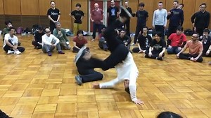 23K views · 322 reactions | When legs are moving without tension, they can control as well as arms. Systema Osaka seminar. | Systema Vasiliev: Russian Martial Art | Facebook