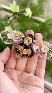 How to make a beaded Bee suncatcher - Free tutorial on youtube Crystal Flare. DIY Kit available on Etsy — link in my bio! #suncatcher #diy #diycraft #tutorial #handmade #crystalflare | Crystal Flare