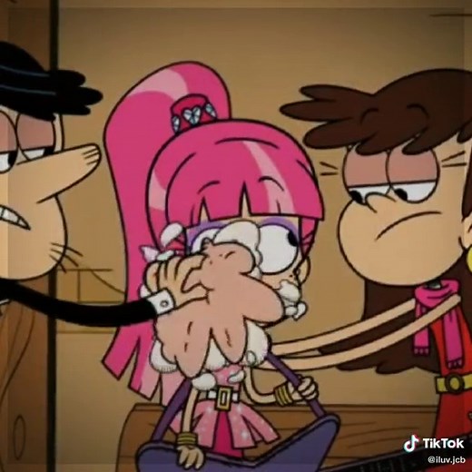 Luna Loud: The Rockstar of The Loud House