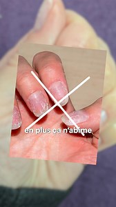 La tendance manucure pour 2024 🔥 Faites venir le salon de manucure chez vous avec Geeli House ! Collez, limez et faites durcir sous la lampe UV. Une manucure parfaite en seulement 10 minutes ! ✔️ Une manucure professionnelle à la maison ✔️ Des designs variés et ultra tendances ✔️ Tenue sûre jusqu'à 3 semaines, pas d'écaillage ✔️ Retrait facile sans résidus ✔️ S’adapte à toutes les tailles d’ongles ✔️ Garantie satisfait ou remboursé 🌿 Végan 🐰 Non testé sur les animaux Testez dès maintenant la 