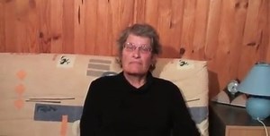 Grand mere fistee et sodomisee par un petit jeune