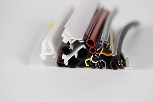 [Hot Item] Odourless Color Abnormity Silicone Sponge Strip Wholesale Foam Seal Strip
