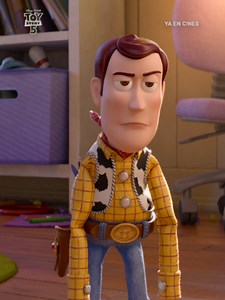 Chicos, es la hora de jugar 👆 #ToyStory5, solo en cines. #CineEnTikTok #QueVer