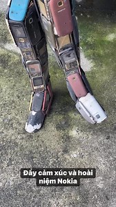 5.1K reactions · 93 shares | Một tác phẩm nghệ thuật bằng điện thoại nokia đầy hoài niệm với anh e công nghệ #nokia #lanhdiasamsung | Luận Tecno | Facebook
