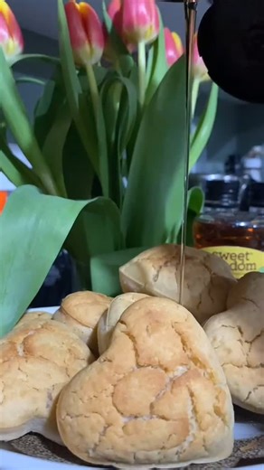 3 comments | What do you call a fluffy puffy pancake made in a muffin...