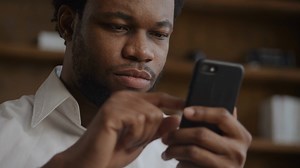 Studies have shown that the weather affects our mood, emotions, and ultimately, the tone of our social media posts. Dr. Kelton Minor shares his hot take on how heat waves are impacting what you post. 🥵😡☀ | The National Weather Desk