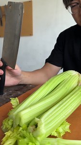 9.4K views · 216 reactions | Knife sharpening made quick and easy by the Sharp Bot #fyp #knife #knifesharpening #ray #knifesharpener #rui #knives #japaneseknives #kitchenknives | Ray The Sharpener | Facebook