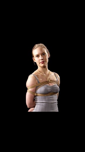 Shibari Study on Instagram: "🧶 Third Ropes For TK 🧶 Add a twist to your TKs by combining old-school kinbaku aesthetics with modern techniques! 📚 In the full series, Tamandua teaches three different patterns of TK third ropes that can be adapted to any stemless TK structure. As he explains, each variation offers different technical and visual characteristics to fit various body types and positional requirements. 🔗 Click the link in our bio to watch the full course! [Instructor: Tamandua @/tam