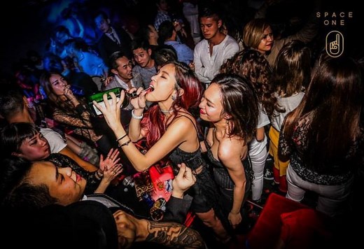 Best Places To Meet Girls In Beijing & Dating Guide - WorldDatingGuides