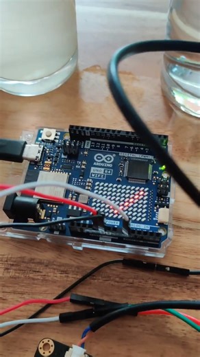 Testando a qualidade da água com um sensor TDS 🧐💧 #arduino #arduinoproject #arduinoprogramming #diy #engenharia | Prototipando