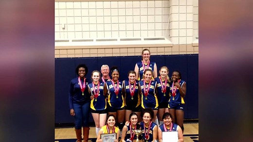 Miranda Weber has been tall her whole life. At nearly seven feet, the 18-year-old wouldn't have things any other way: http://www.cbc.ca/news/canada/saskatchewan/i-m-really-proud-of-who-i-have-become-nearly-7-foot-tall-regina-woman-embraces-positive-thinking-1.4639300 | CBC Saskatchewan