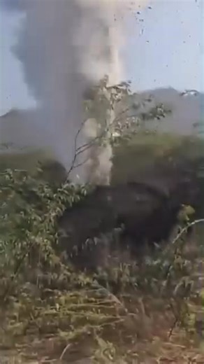 ለወራት ሲከሰት የነበረን የመሬት መንቀጥቀጥ ተከትሎ ዛሬ ጧዋት በዱለሳ ወረዳ ሰገንቶ ቀበሌ የእሳተ ጎመራ ፍንዳታ ተከሰተ😪 ፈጣሪ ሆይ በእዝነትህ ማረን🤲 | Triangle of Afar