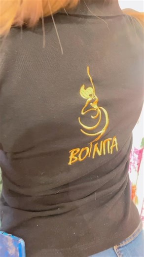 3.8K views · 130 reactions | En honor al mes de la mujer, en Bonita estamos dedicadas a empoderar y celebrar a todas las mujeres.  Únete a nosotros en esta celebración y descubre cómo nuestros outfits pueden realzar tu belleza y confianza. Visita nuestra página web y hazte notar con estilo. #MesDeLaMujer #ModaFemenina #Bonita | Bonita Colombia | Facebook