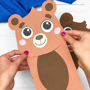 🐻 Bear Puppet Craft ✂️ Get the template on the blog | Simple Everyday Mom