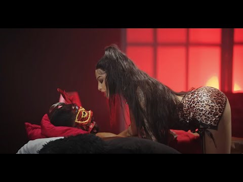 Yailin La Más Viral - Silla (Video Oficial)