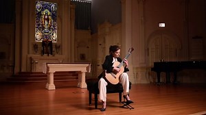 阿斯图里亚斯地处西班牙西北部，公元718-910年曾为伊比利亚半岛上的独立基督教王国，系由西哥特人组成，西班牙光复运动时期，这里爆发战争，本曲即取材于这场战争。