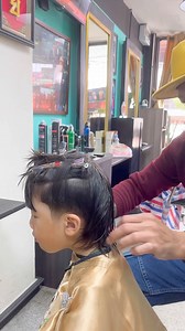 💈ไอเดียทรงผมเด็กทรงเปิดข้างรากไทรหน้าม้าเต๋อเท่ๆ.. 📍 #เปิดข้างรากไทร 📍#หน้าม้าเต๋อ 📍#รากไทรเด็ก 📍#ตัดผมชาย 📍#ลาดกระบัง 📍#หัวตะเข้ | Suk hairdesign