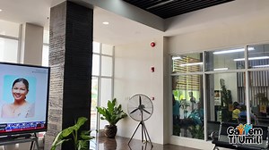 LOOK | Upon the instruction of Governor Atty. Jose "Jing" V. Gambito, the live feed of President Ferdinand "Bongbong" Marcos Jr.'s scheduled State of the Nation Address (SONA) today, July 24, at the Batasang Pambansa is being broadcasted at the lobby and other offices of the Capitol Main Building. | Governor Atty. Jose "Jing" V. Gambito