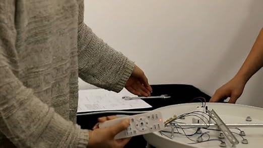 How to use the remote control