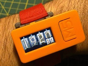 Nixie Tube Watch Simulated on ESP32 Using the M5Stick