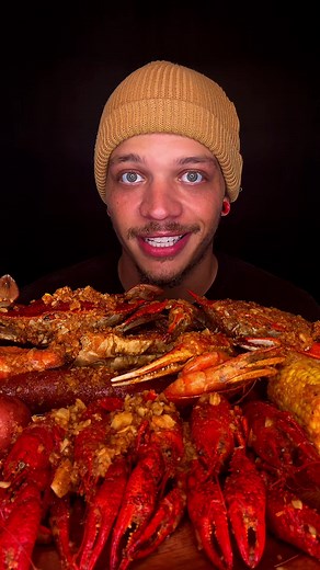 Carolina Reaper Lemon Pepper Seafood Boil Feast