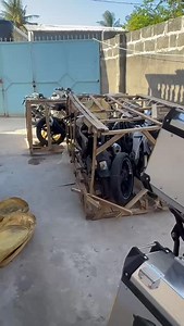 4,700,000Tsh Benelli 150s -Streetfighter-style naked body -Sporty...